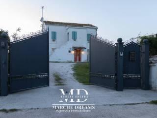 Casa colonica Località Saltregna, Cingoli — foto 24 di 38
