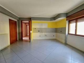 Quadrilocale via Santa Lucia 87, Centro, Solofra — foto 4 di 10