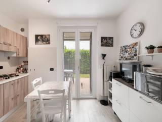 Villa bifamiliare via Roma 36, Centro, Casatenovo — foto 12 di 55