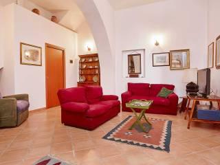 Villa unifamiliare piazza Madrice 3, Centro, Castellammare del Golfo