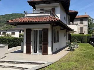 Villa unifamiliare via Crocetta , 19, Pallanza Centro, Verbania — foto 3 di 29