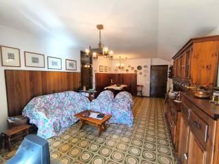 Trilocale via Ezio Vanoni, Centro, Chiesa in Valmalenco — foto 14 di 15