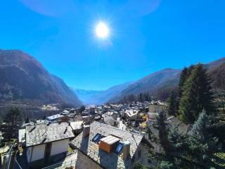 Trilocale via Ezio Vanoni, Centro, Chiesa in Valmalenco — foto 11 di 15