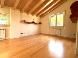 Villa unifamiliare, ottimo stato, 300 m², Albosaggia