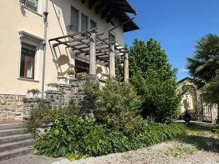 Villa unifamiliare via G. Matteotti 52, Tarcento, 33017, Centro, Tarcento