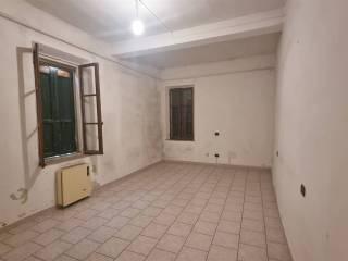 Casale Strada Gazzano 30, San Prospero, Parma