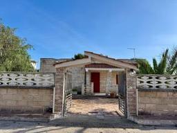 Villa unifamiliare via San Francesco 1, Torre Ovo, Maruggio