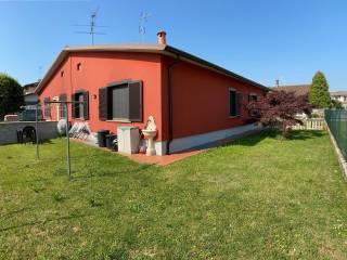 Villa bifamiliare, ottimo stato, 150 m², Scannabue Cascine Capri, Palazzo Pignano — foto 6 di 10