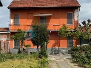Villa unifamiliare via 25 Aprile 57, Galliate — foto 42 di 52