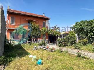 Villa unifamiliare via 25 Aprile 57, Galliate — foto 13 di 52