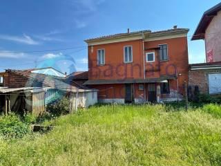 Villa unifamiliare via 25 Aprile 57, Galliate — foto 41 di 52