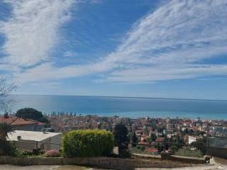 Villa bifamiliare via dei Colli 102, Zona Collinare, Bordighera — foto 38 di 41