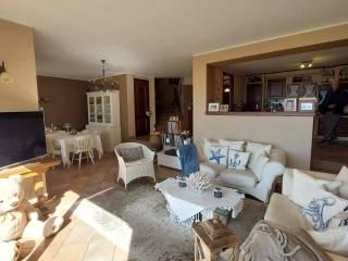 Villa bifamiliare via dei Colli 102, Zona Collinare, Bordighera — foto 4 di 41