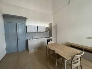 Bilocale via della Pace 20, Centro, Cherasco — foto 5 di 20
