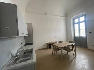 Bilocale via della Pace 20, Centro, Cherasco — foto 12 di 20