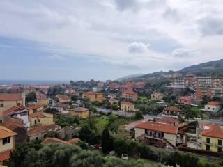 Trilocale via Ca' De Conti, Centro, San Bartolomeo al Mare — foto 4 di 74