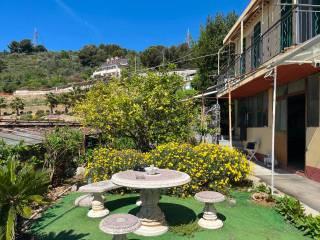 Casale Strada Curbinei, Verezzo, Sanremo — foto 27 di 39
