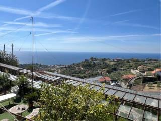 Casale Strada Curbinei, Verezzo, Sanremo — foto 4 di 39