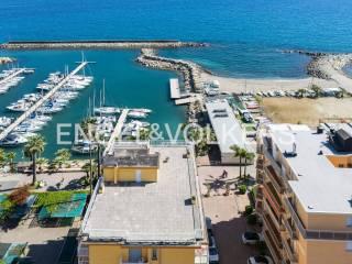 Attico via Palmaria, Centro, San Bartolomeo al Mare — foto 7 di 10
