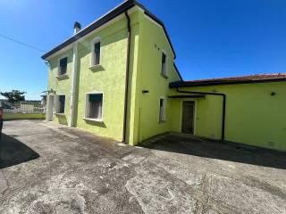 Villa unifamiliare via Marchi, Mazzorno, Taglio di Po — foto 60 di 94