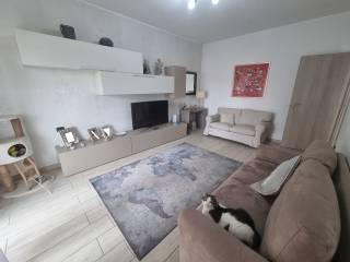 Trilocale viale dei Mille 5, Centro, Limbiate — foto 17 di 22