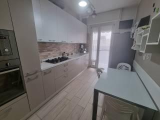 Trilocale viale dei Mille 5, Centro, Limbiate — foto 9 di 22