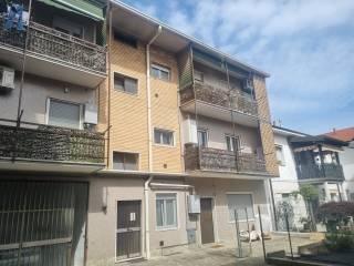 Trilocale viale dei Mille 5, Centro, Limbiate — foto 4 di 22