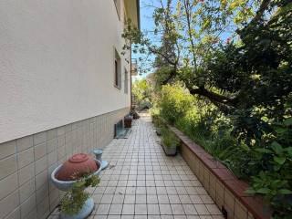 Villa bifamiliare via Benedetto Croce 10, Val Vomano II, Penna Sant'Andrea — foto 6 di 29