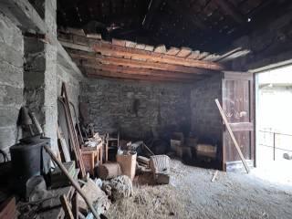 Casale Località Les Migot, La Place, Issogne — foto 4 di 13