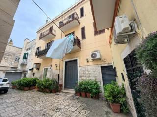 Trilocale via Pedaggio Santa Chiara 15, Trani