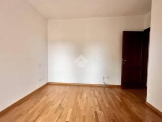 Monolocale via Tommaso Campanella, Centro, Tortona — foto 4 di 24