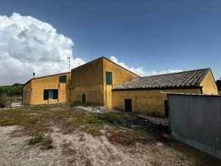 Villa unifamiliare, ottimo stato, 245 m², Caltanissetta — foto 2 di 34