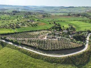 Villa unifamiliare, ottimo stato, 245 m², Caltanissetta