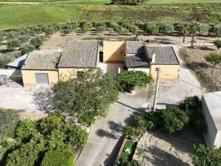 Villa unifamiliare, ottimo stato, 245 m², Caltanissetta — foto 15 di 34
