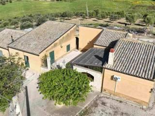 Villa unifamiliare, ottimo stato, 245 m², Caltanissetta — foto 25 di 34
