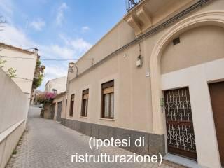 Rustico via San Francesco di Paola, Centro Storico, Acireale — foto 4 di 60