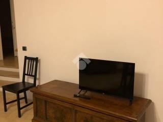 Trilocale via Teatro Nuovo 1, Centro Storico, Spoleto — foto 16 di 18