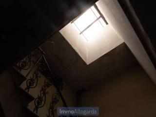 Attico piazza delle Erbe 2, Centro, Riva del Garda — foto 19 di 22
