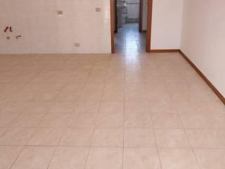 Bilocale via della Rinascita, Centro, Arrone