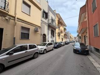 Trilocale via Lucio Strabone 76, Cappuccini, Brindisi — foto 27 di 33