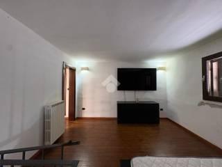 Trilocale via Lucio Strabone 76, Cappuccini, Brindisi — foto 16 di 33