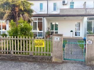 Villa a schiera via Aldo Moro, Centro, Jolanda di Savoia — foto 8 di 20