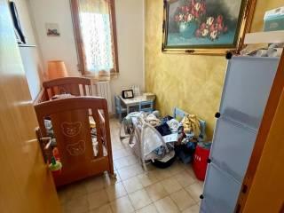 Villa a schiera via Aldo Moro, Centro, Jolanda di Savoia — foto 15 di 20