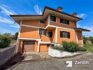 Villa unifamiliare via Giacomo Puccini 1, Centro, Sagrado — foto 16 di 38