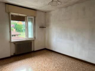 Bilocale via Giuseppe Verdi, Cocquio, Cocquio-Trevisago — foto 11 di 21