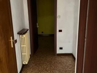 Bilocale via Giuseppe Verdi, Cocquio, Cocquio-Trevisago — foto 16 di 21