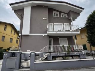 Stanza doppia via Niccolò Tommaseo 44, Cesena — foto 22 di 23