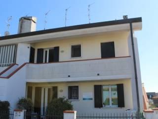 Trilocale ottimo stato, su più livelli, Santa Maria Maddalena, Occhiobello