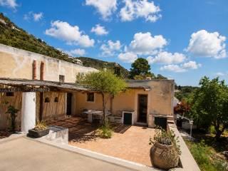 Terratetto unifamiliare 220 m², ottimo stato, Lipari — foto 8 di 11