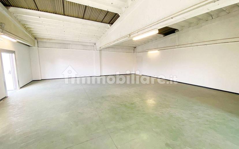 Loft via Don Giovan Battista Radice 10, Saronno — foto 82 di 84